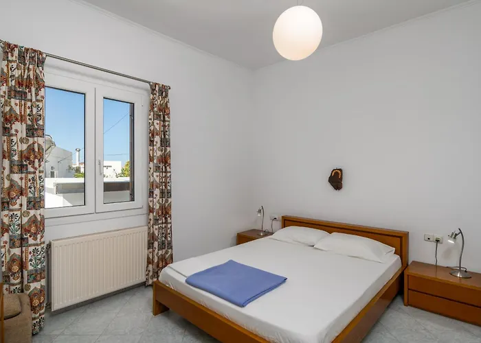 Uncle John's House With View *