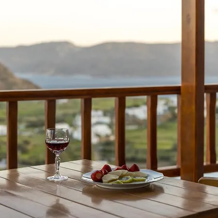 Uncle John's House With View *