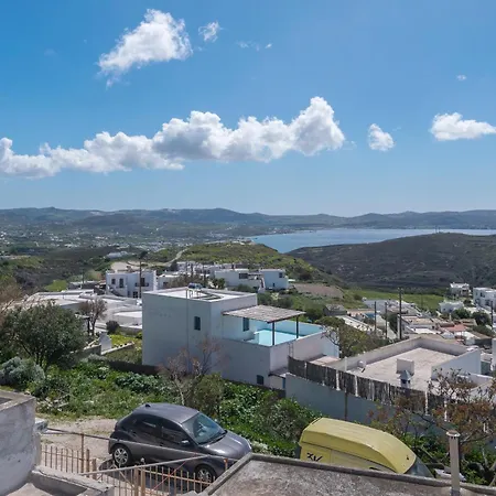 Uncle John's House With View Vakantiehuis