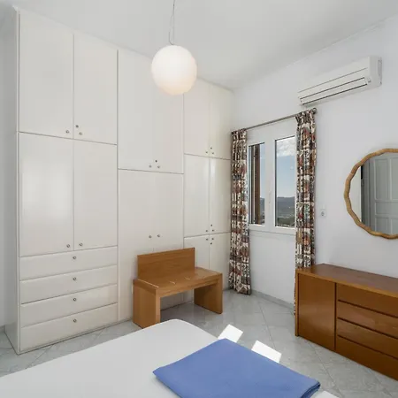 Σπίτι διακοπών Uncle John's House With View Τρυπητή